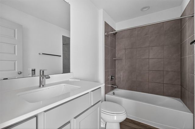 6823 Amber Cliff Lane, Richmond, TX 77469