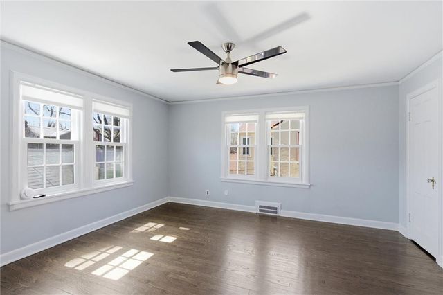 627 E 74TH Street, Kansas City, MO 64131