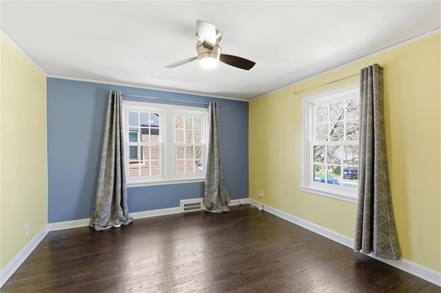 627 E 74TH Street, Kansas City, MO 64131