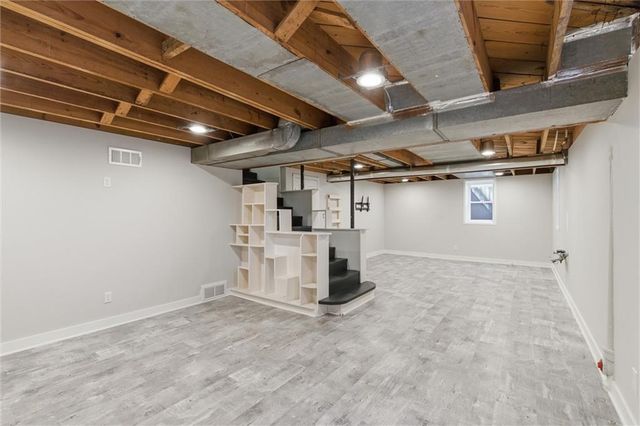 627 E 74TH Street, Kansas City, MO 64131