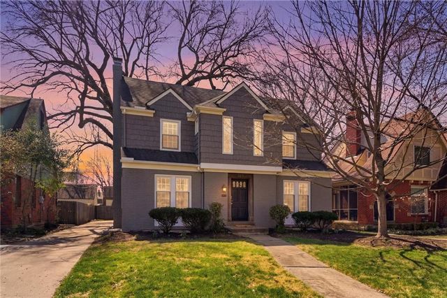 627 E 74TH Street, Kansas City, MO 64131