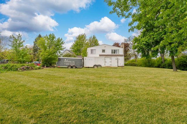 3613 N Old Buffalo Grove Road, Arlington Heights, IL 60004
