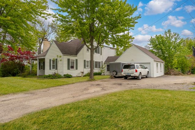 3613 N Old Buffalo Grove Road, Arlington Heights, IL 60004