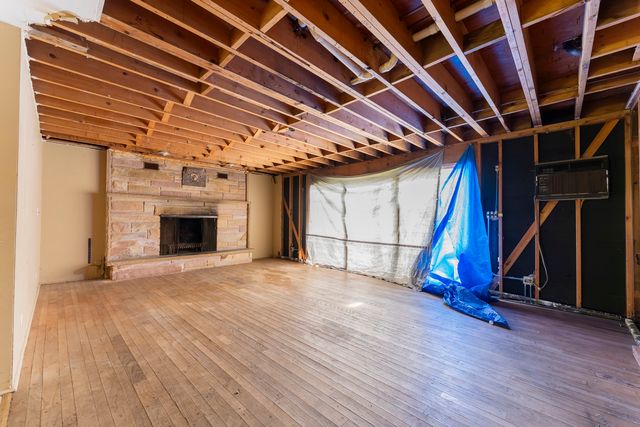 3613 N Old Buffalo Grove Road, Arlington Heights, IL 60004