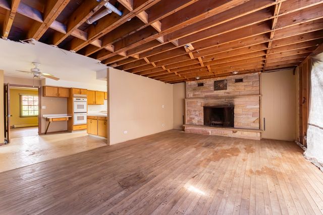 3613 N Old Buffalo Grove Road, Arlington Heights, IL 60004