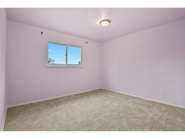 6906 S Spruce Dr, Centennial, CO 80112