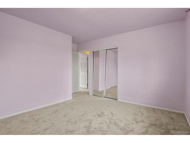 6906 S Spruce Dr, Centennial, CO 80112