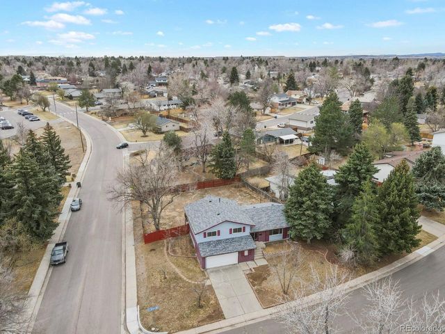 6906 S Spruce Dr, Centennial, CO 80112