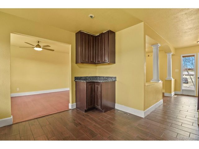 6906 S Spruce Dr, Centennial, CO 80112