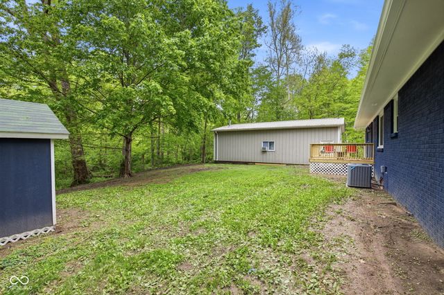 3862 W 400 S, New Palestine, IN 46163