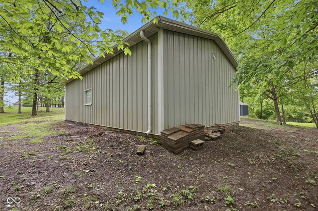 3862 W 400 S, New Palestine, IN 46163