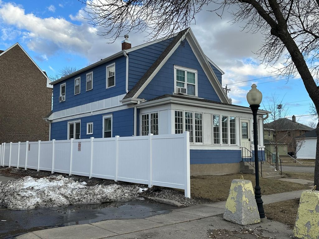 601 5th Street N, Fargo, ND 58102
