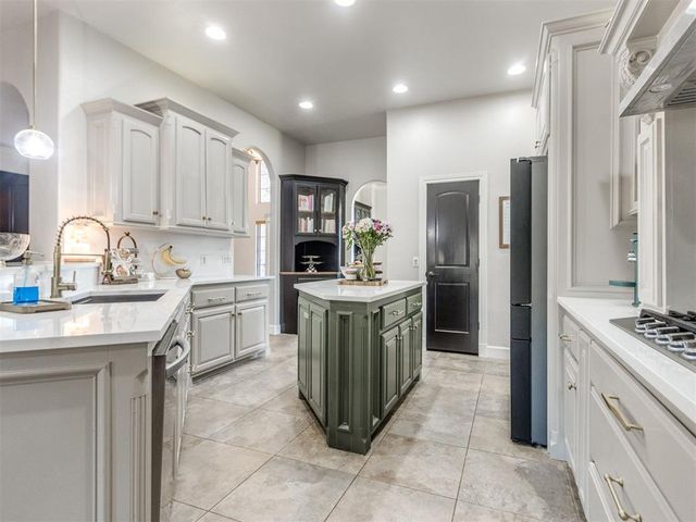 3100 NW 163rd Court, Edmond, OK 73013