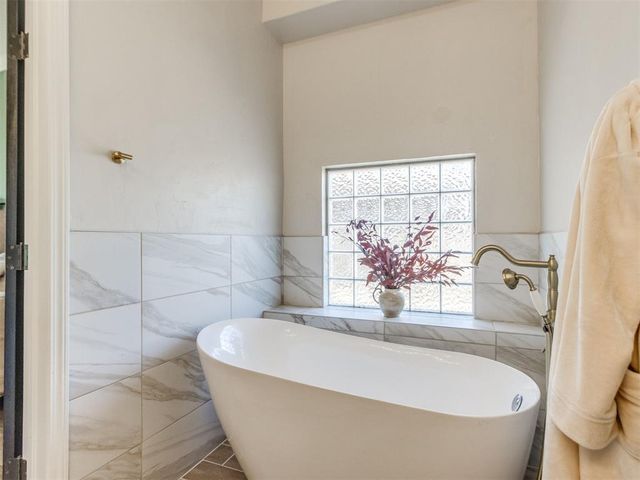 3100 NW 163rd Court, Edmond, OK 73013