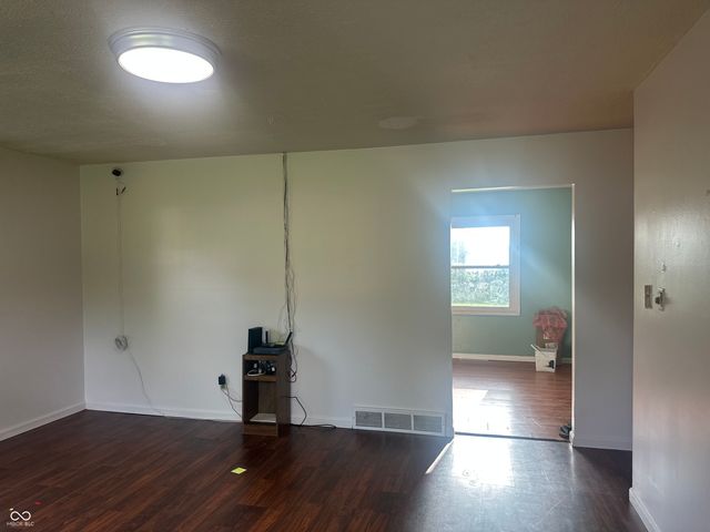 8022 Meadow Lane, Indianapolis, IN 46227