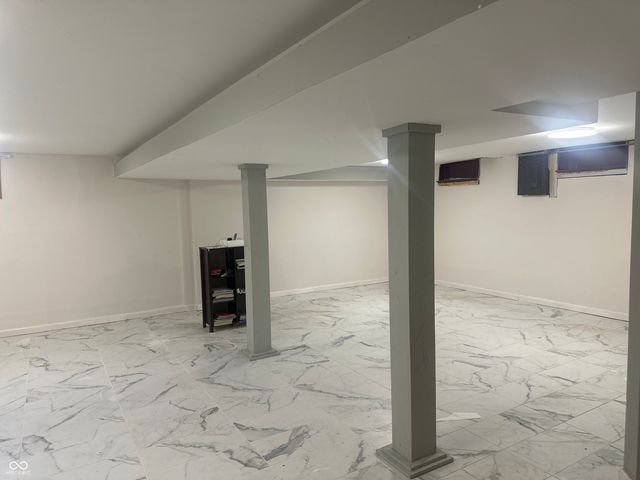 8022 Meadow Lane, Indianapolis, IN 46227