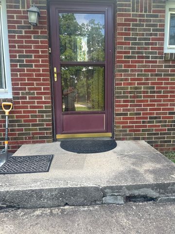 8022 Meadow Lane, Indianapolis, IN 46227