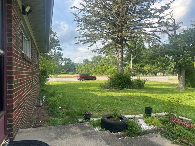 8022 Meadow Lane, Indianapolis, IN 46227