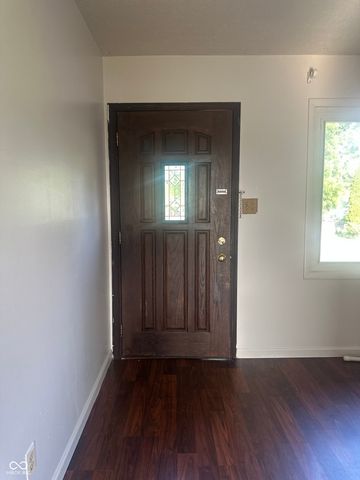 8022 Meadow Lane, Indianapolis, IN 46227