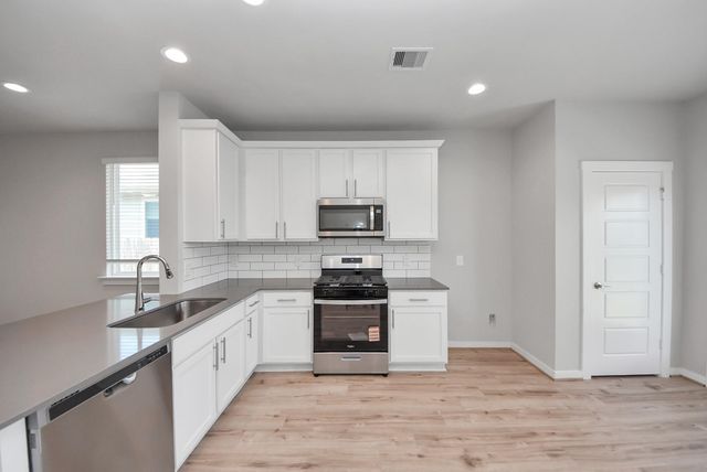 12527 Colchester Creek Court, Houston, TX 77047