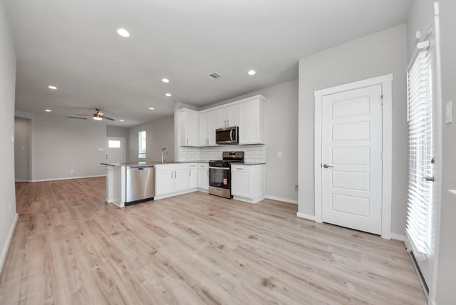 12527 Colchester Creek Court, Houston, TX 77047