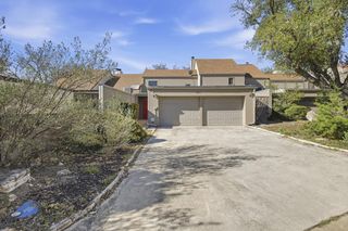 511 Fairway Dr, Kerrville, TX 78028