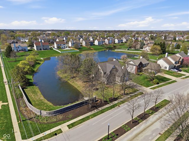 1036 Spanish Lake Drive, Avon, IN 46123