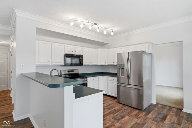 1036 Spanish Lake Drive, Avon, IN 46123