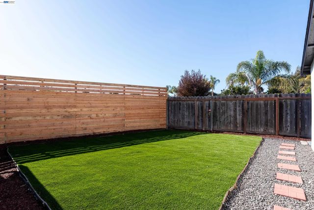 36347 Colbert Pl, Newark, CA 94560