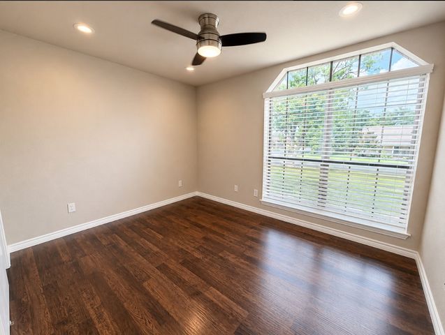133 Springhill Drive, Hurst, TX 76054
