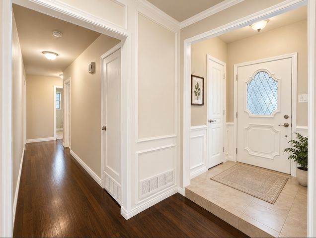 133 Springhill Drive, Hurst, TX 76054
