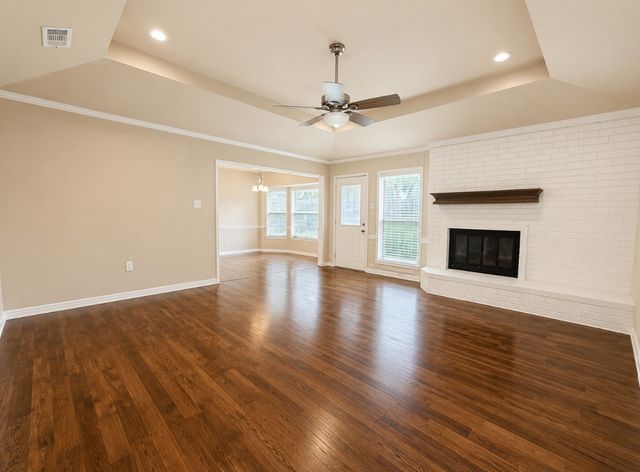 133 Springhill Drive, Hurst, TX 76054