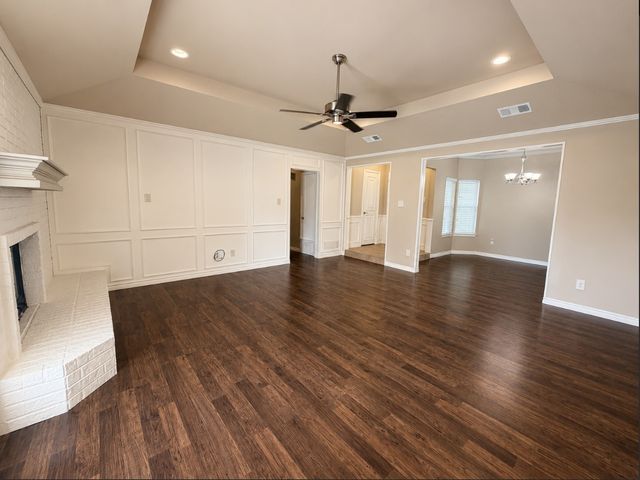 133 Springhill Drive, Hurst, TX 76054