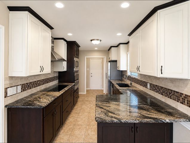 133 Springhill Drive, Hurst, TX 76054