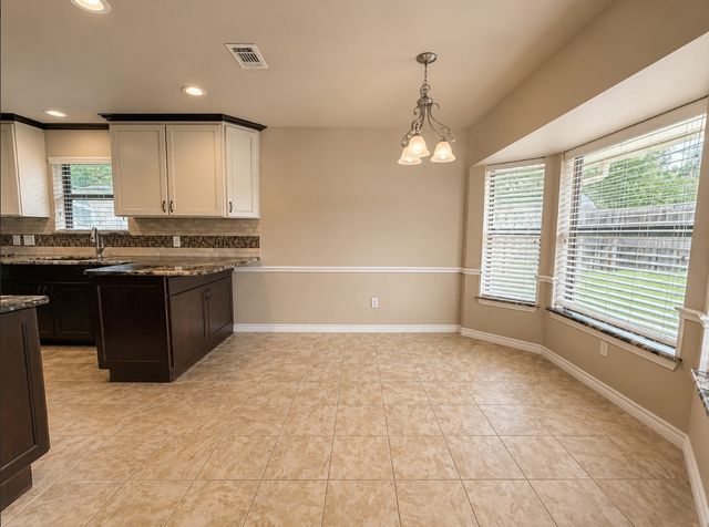 133 Springhill Drive, Hurst, TX 76054
