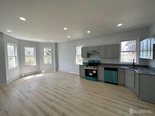 1109 W State Street 3, Trenton, NJ 08618