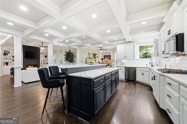 2420 Hopehaven Way, Hoschton, GA 30548