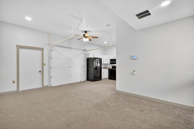 2089 270th Street, Winterset, IA 50273