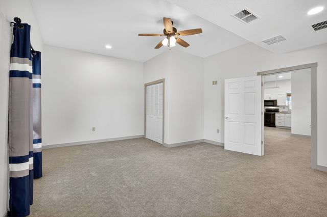 2089 270th Street, Winterset, IA 50273