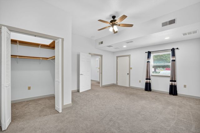 2089 270th Street, Winterset, IA 50273
