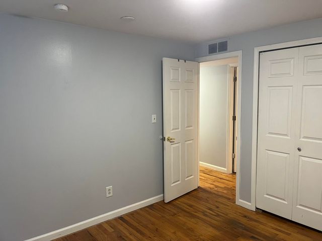 7 Metroview Court, Ann Arbor, MI 48108