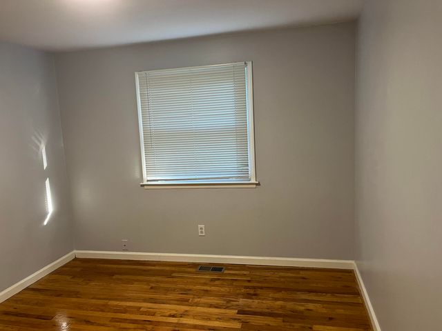 7 Metroview Court, Ann Arbor, MI 48108