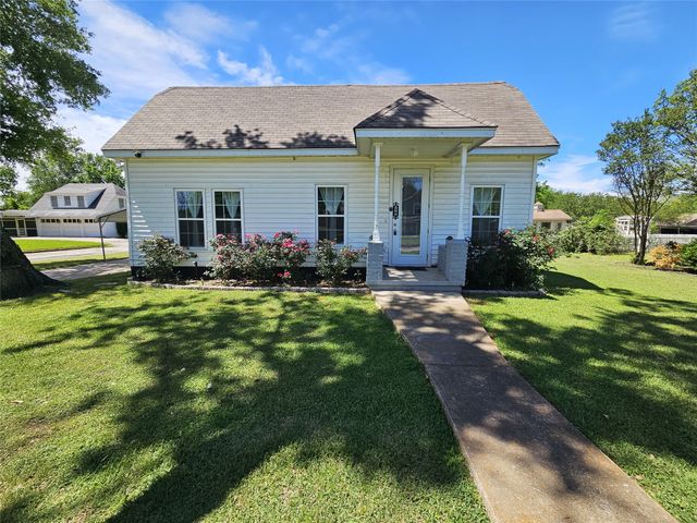 508 S Ross Avenue, Mexia, TX 76667