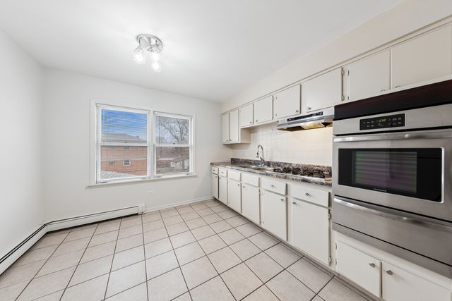 372 Yates Avenue, Calumet City, IL 60409