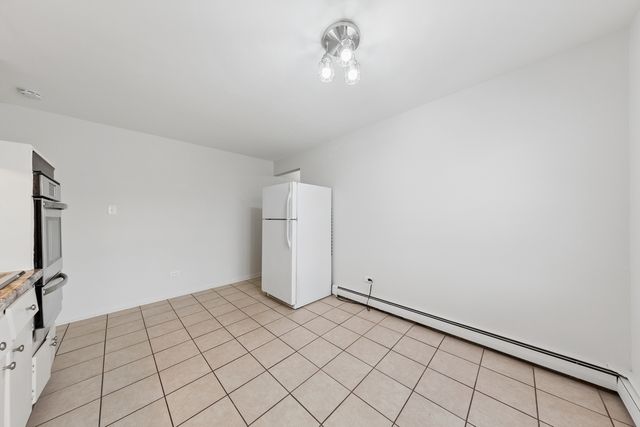 372 Yates Avenue, Calumet City, IL 60409