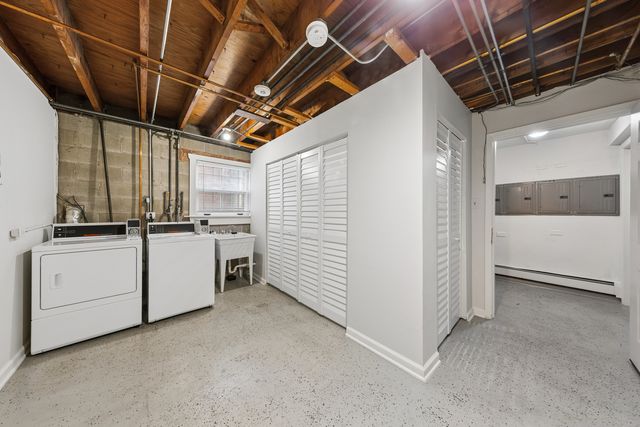 372 Yates Avenue, Calumet City, IL 60409