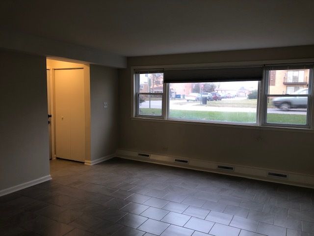 372 Yates Avenue, Calumet City, IL 60409