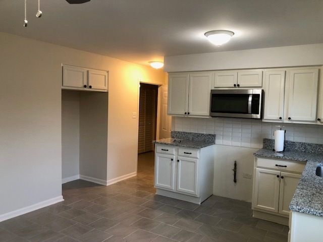 372 Yates Avenue, Calumet City, IL 60409