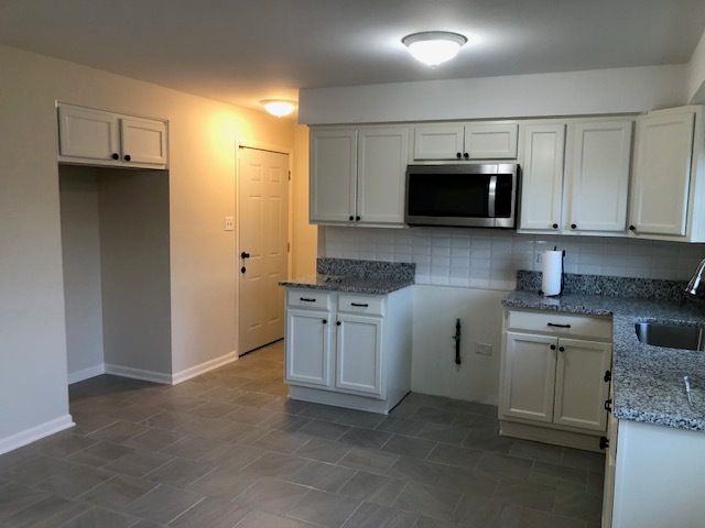 372 Yates Avenue, Calumet City, IL 60409