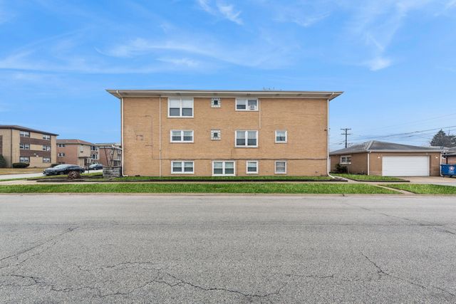 372 Yates Avenue, Calumet City, IL 60409